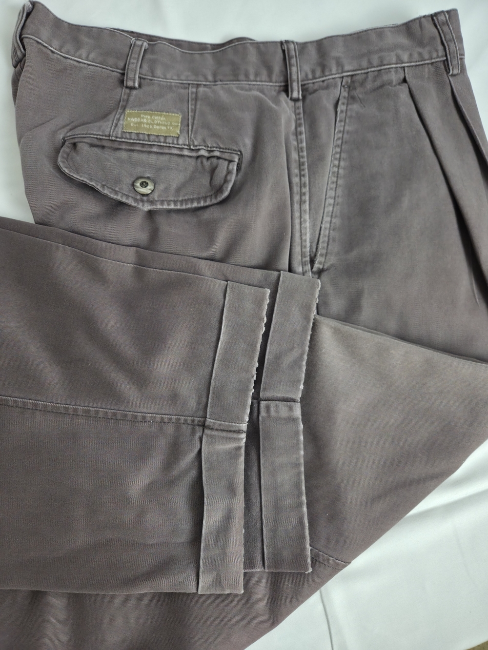 Haggar Men's Pleated Pants in Taupe Gray